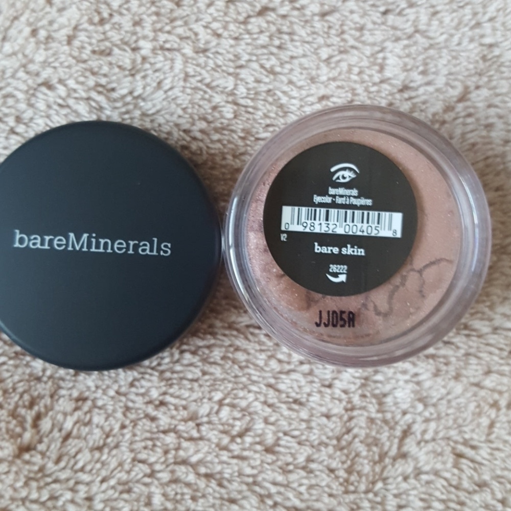 Bare minerals eyeshadow (bare skin)